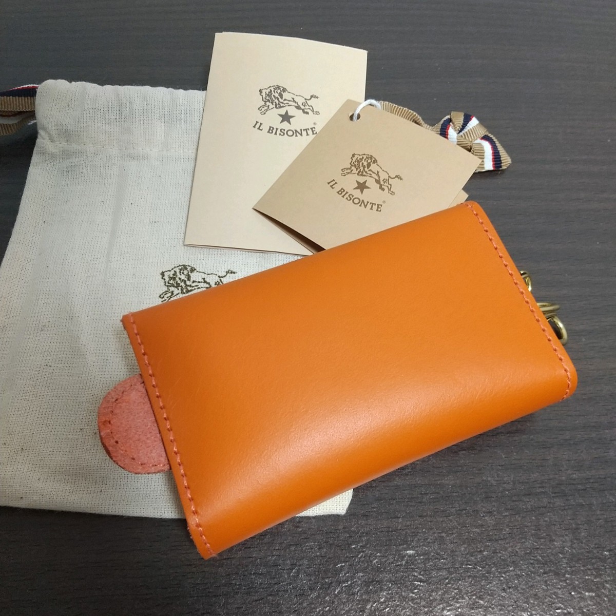 お歳暮 新品 オレンジ 6連 キーホルダー スマートキー キーケース 本革 イルビゾンテ - キーケース - labelians.fr お歳暮 新品 オレンジ 6連 キーホルダー スマートキー キーケース 本革 イルビゾンテ - キーケース - labelians.fr