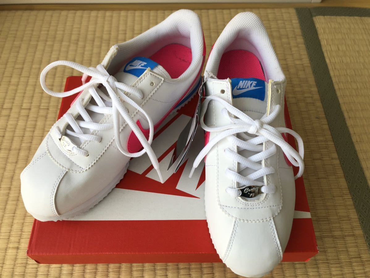 NIKE23.5 detalles del artículo | Servicio proxy de pujas y pedidos