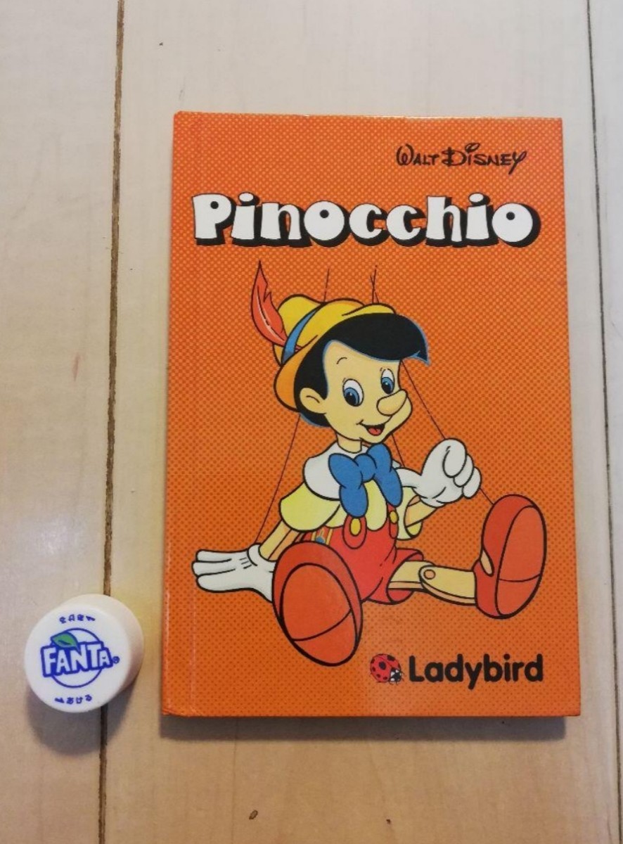 ピノキオ　英語版　Pinocchio 本　ディズニー