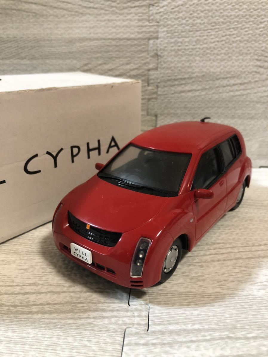1/24 トヨタ ウィルサイファ WiLL CYPHA　カラーサンプル 非売品 ミニカー　レッド_画像1