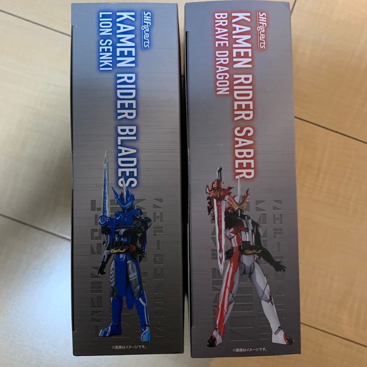S.H.Figuarts 仮面ライダーゼロワン セイバー ブレイズ 3個セット lram