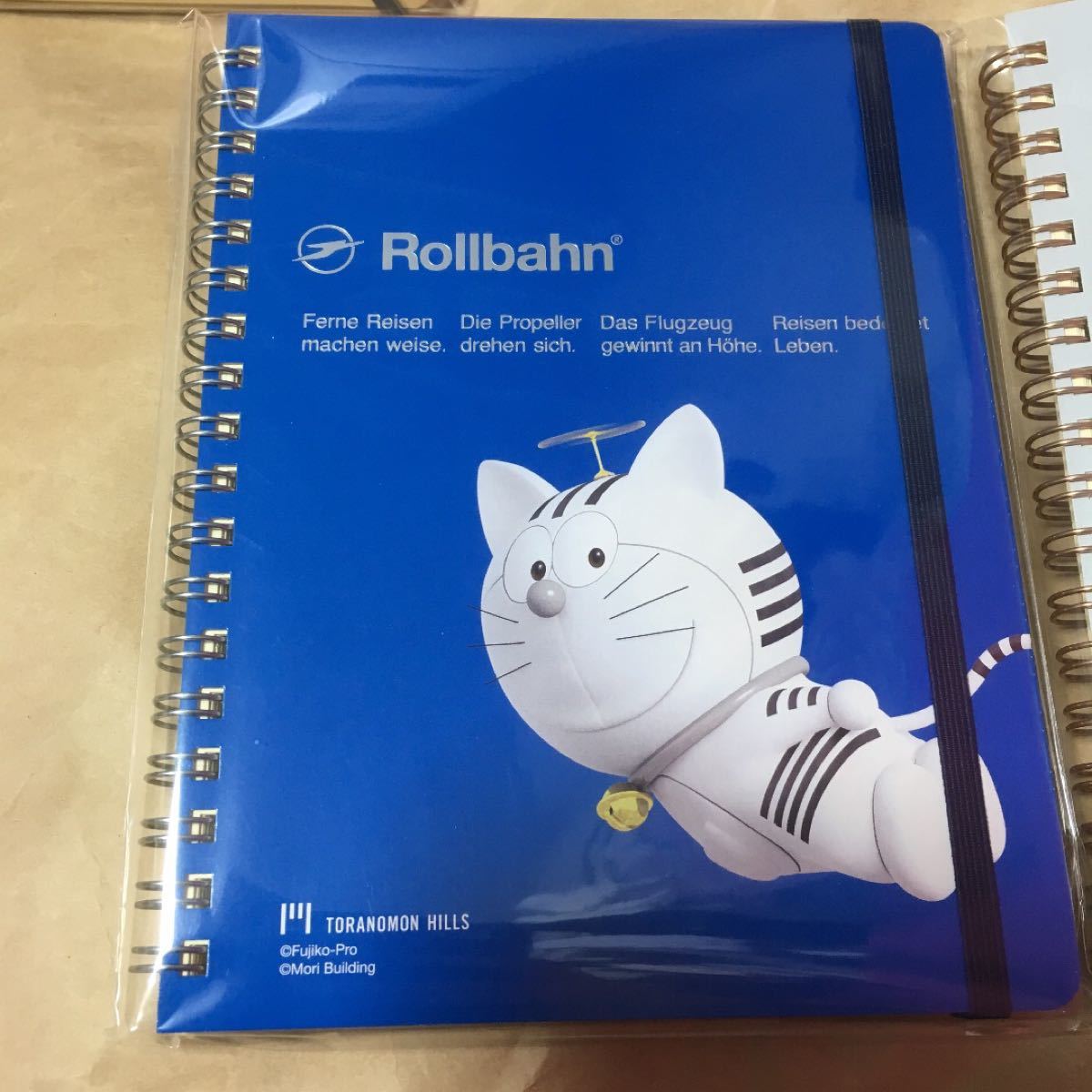 Paypayフリマ トラのもん 限定 ロルバーン 2冊 ブルー ホワイト ドラえもん 虎ノ門ヒルズ限定グッズ スミス Paypayフリマ トラのもん 限定 ロルバーン 2冊 ブルー ホワイト ドラえもん 虎ノ門ヒルズ限定グッズ スミス