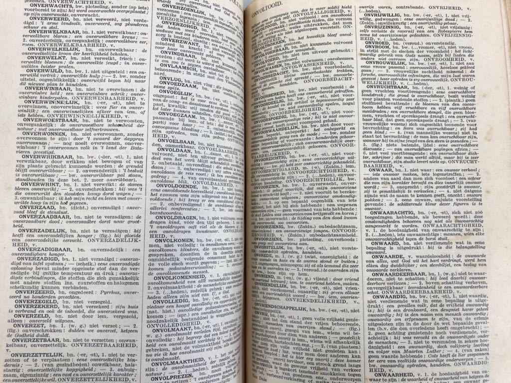 希少】GROOT WOORDENBOEK DER NEDERLANDSCHE TAAL オランダ語 希少】GROOT WOORDENBOEK DER NEDERLANDSCHE TAAL オランダ語