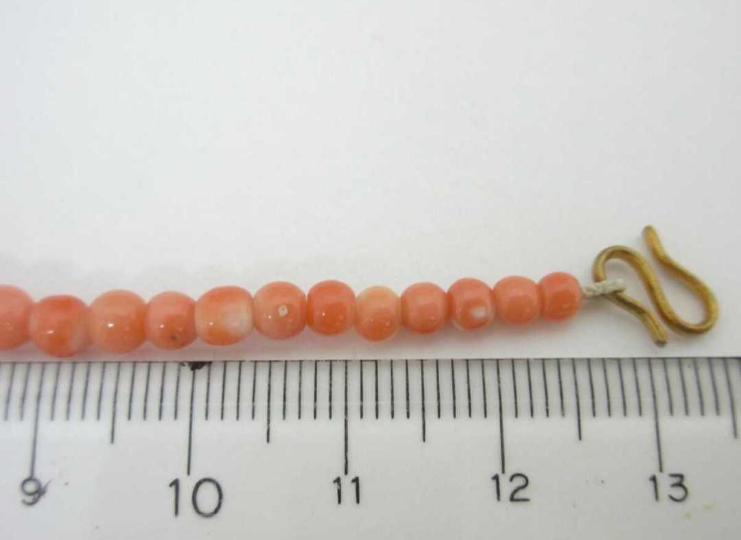 [TOP] peach .. coral feather woven cord kimono small articles loose netsuke i17.