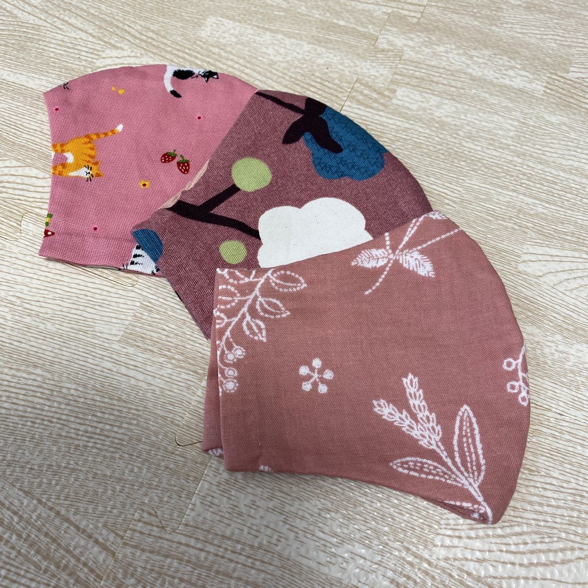 ハンドメイド インナーカバー インナーシート 花柄 猫柄 cat かわいい 春 収納ポケット付きデザイン 3枚セット 立体NO12