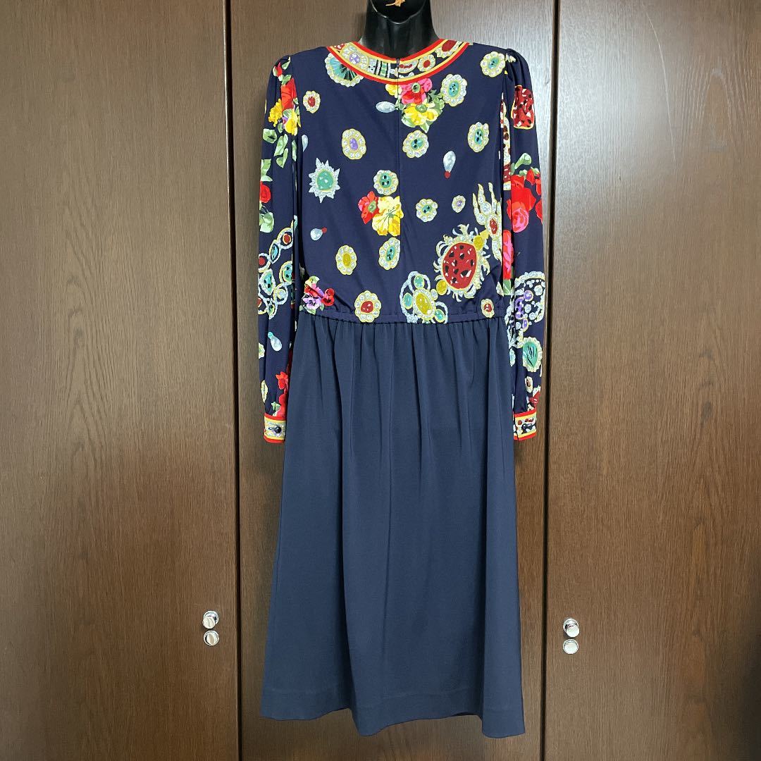 美品】LEONARD レオナール シルクワンピース 9AR M 花柄 ジュエリー柄