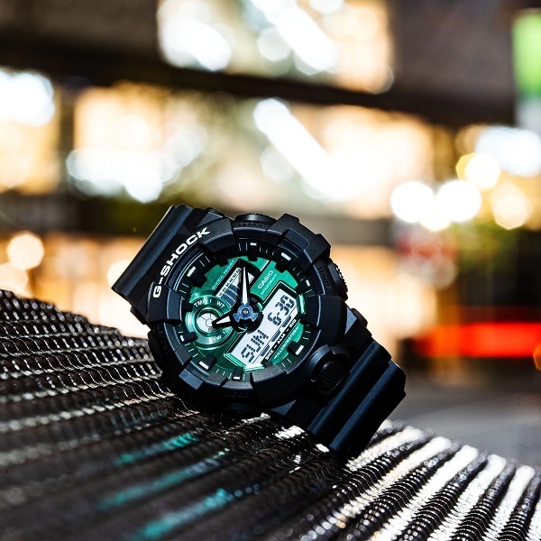 美品　CASIO G-SHOCK  GA-700MG