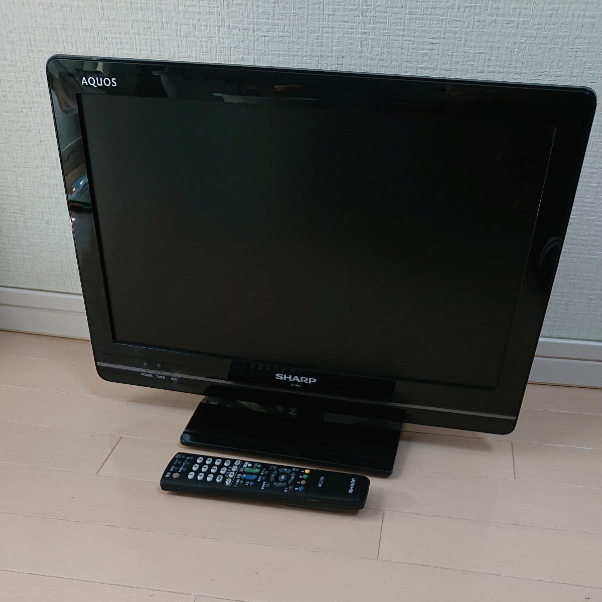 SHARP AQUOS テレビ 19インチ