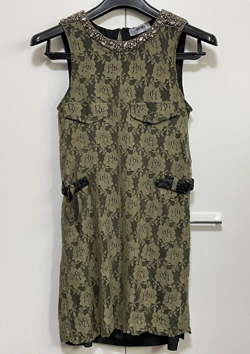 送料無料】 □ディーゼル感満載《DIESEL/ディーゼル》刺繍と装飾が非常
