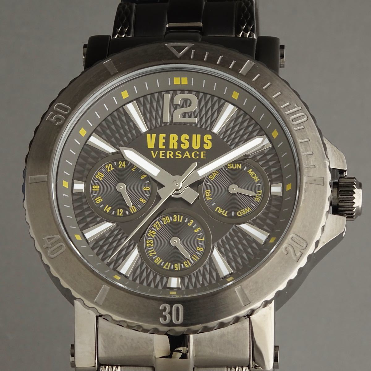【新品即納】ヴェルサス ヴェルサーチ 高級 メンズ腕時計 コインエッジベゼル