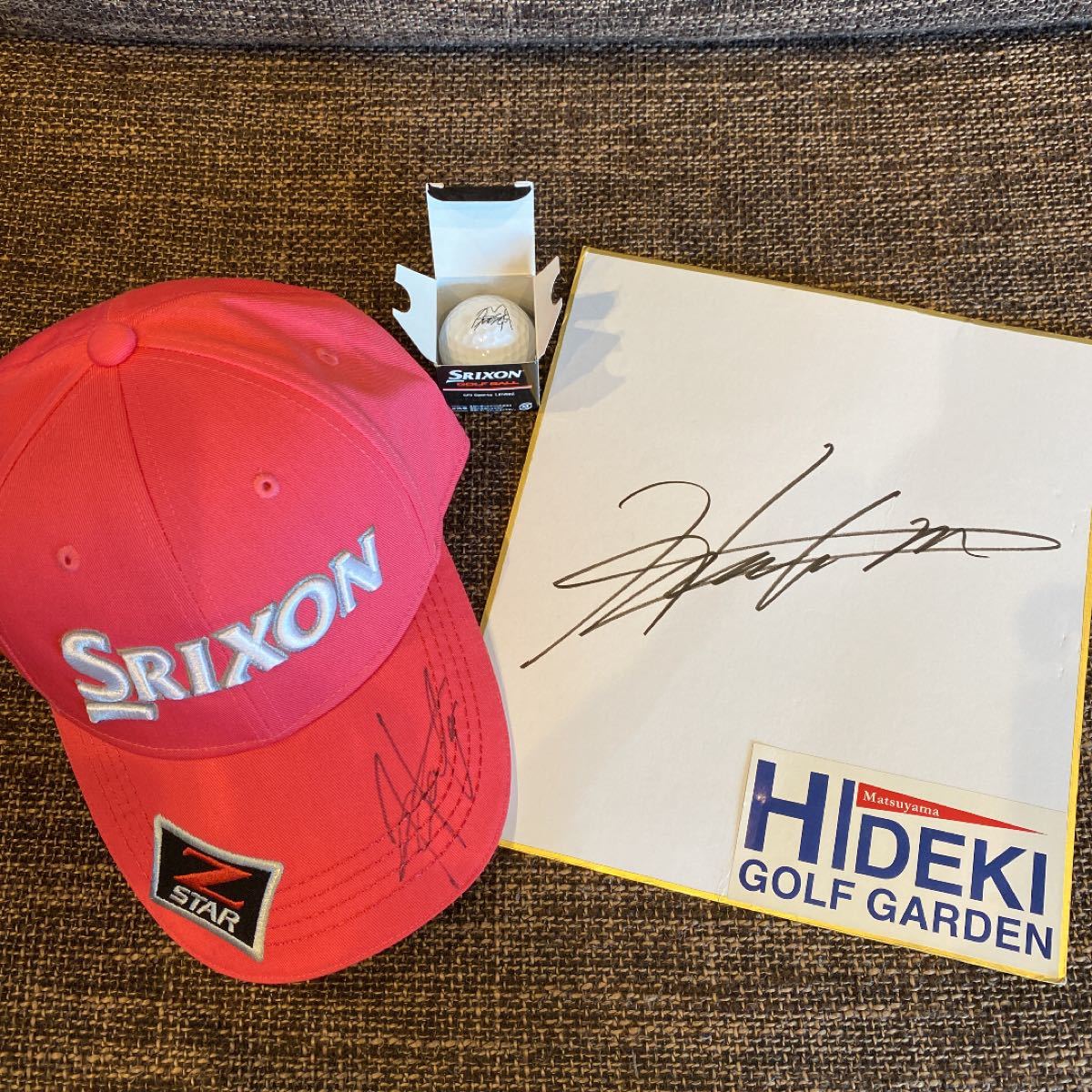 【本日限定SALE】松山英樹　サイン　キャップ　色紙　ゴルフボール　SRIXON ゴルフキャップ 直筆サイン入り  スリクソン