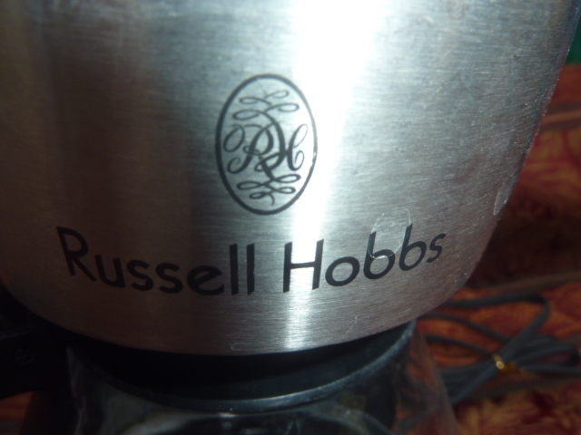 コーヒーメーカー　繰り返し使用可能な濾過メッシュ方式　ぺーパーも可　保温・プログラム仕様　動作品 Russell Hobbs 　5人用_画像6