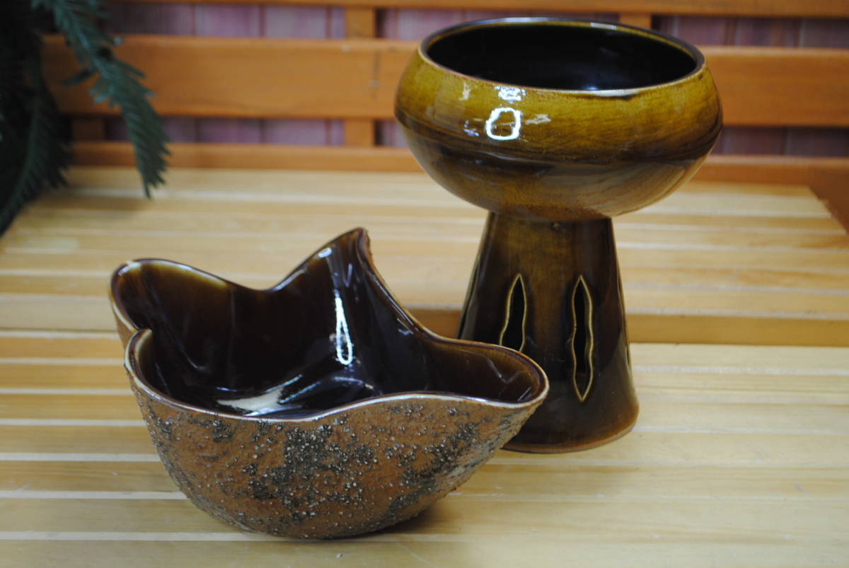 su595* светло-коричневый тон. ваза для цветов 2 пункт * керамика производства / цветок сырой ./ водное сооружение / ваза / живые цветы / интерьер / произведение искусства / подробности фотография несколько есть /