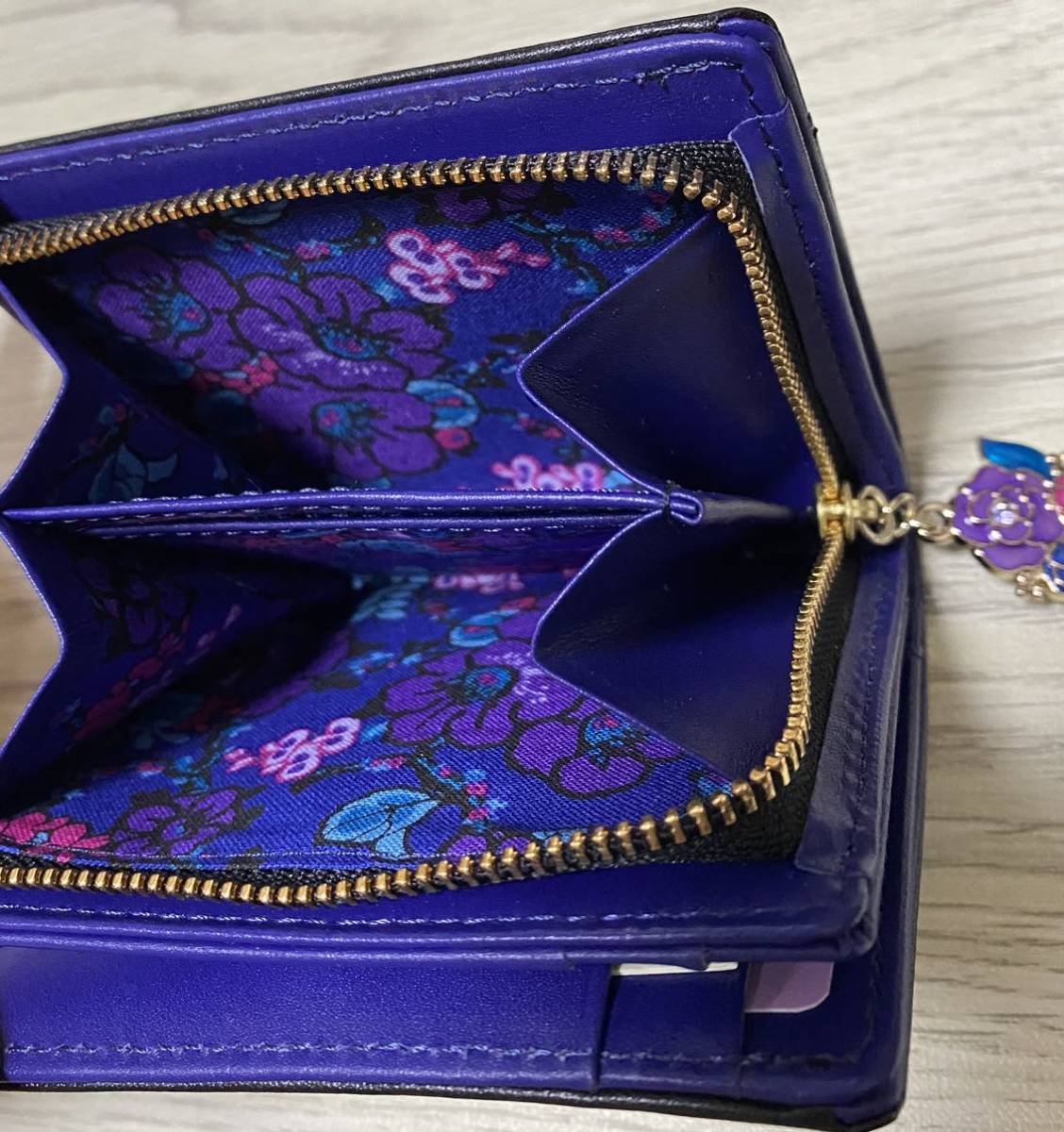 アナスイ ANNA SUI エターナルバタフライ Lファスナー二つ折り財布