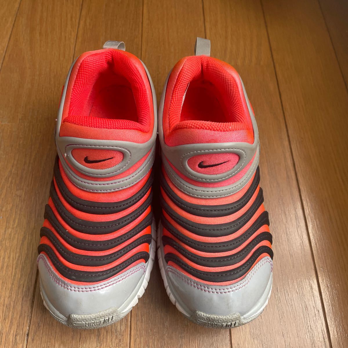 Paypayフリマ Nike ナイキダイナモフリー スニーカーキッズ センチ Paypayフリマ Nike ナイキダイナモフリー スニーカーキッズ センチ