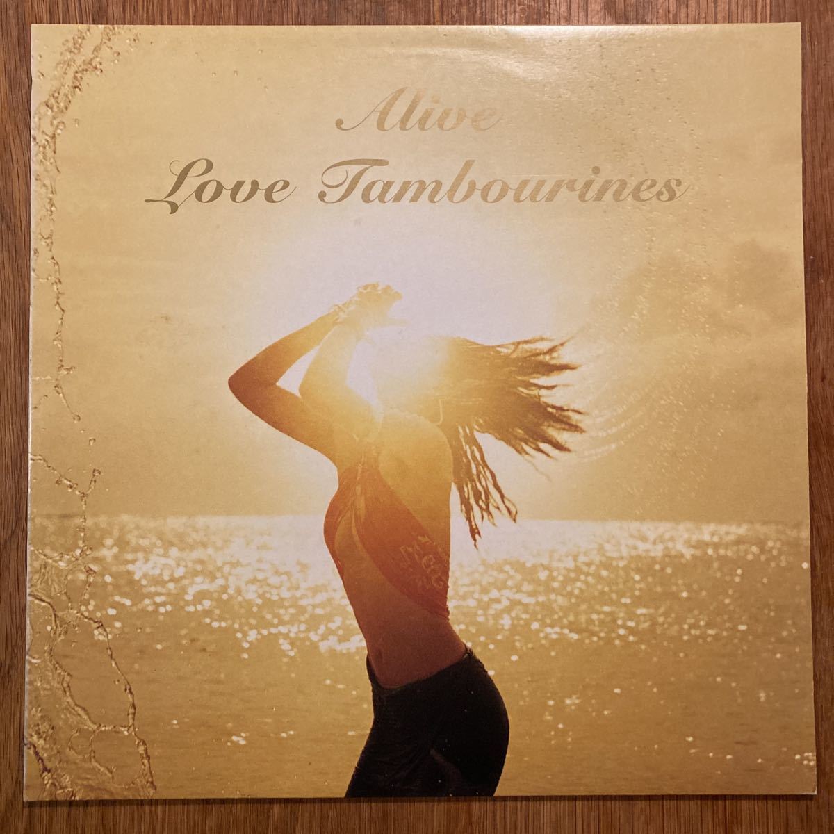 LP / 同梱可 / LOVE TAMBOURINES ラブタンバリンズ / Alive / CRUE-L RECORDS_画像1