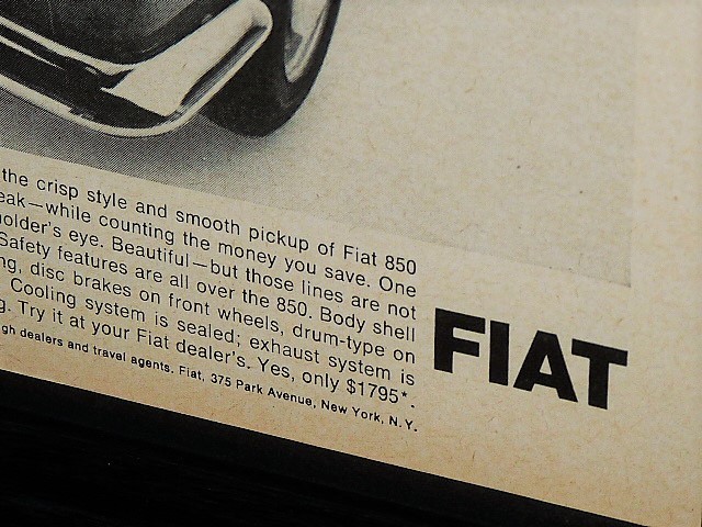 1967年 USA '60s 洋書雑誌広告 額装品 Fiat 850 Fastback フィアット ファストバック ( A4サイズ )_画像4