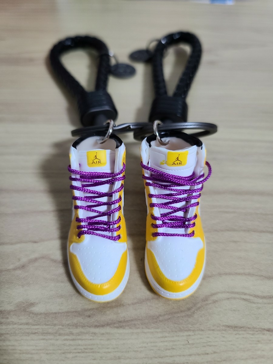 ディオール Dior Air Jordan NIKE スニーカー キーホルダー ディオール Dior Air Jordan NIKE スニーカー キーホルダー