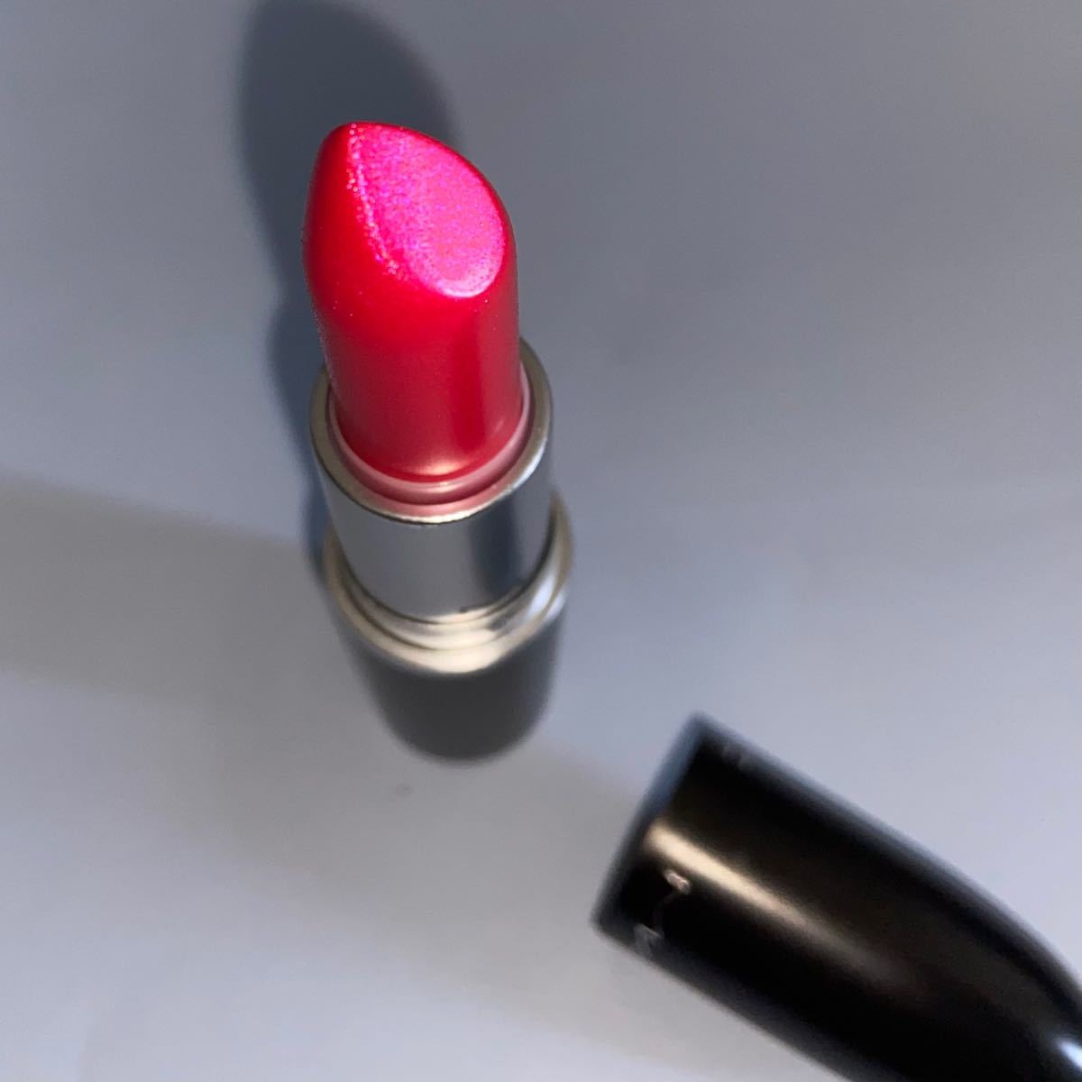 Mac マック　フロスト　リップスティック　319 PINK,you think？ LIPSTICK ピンク