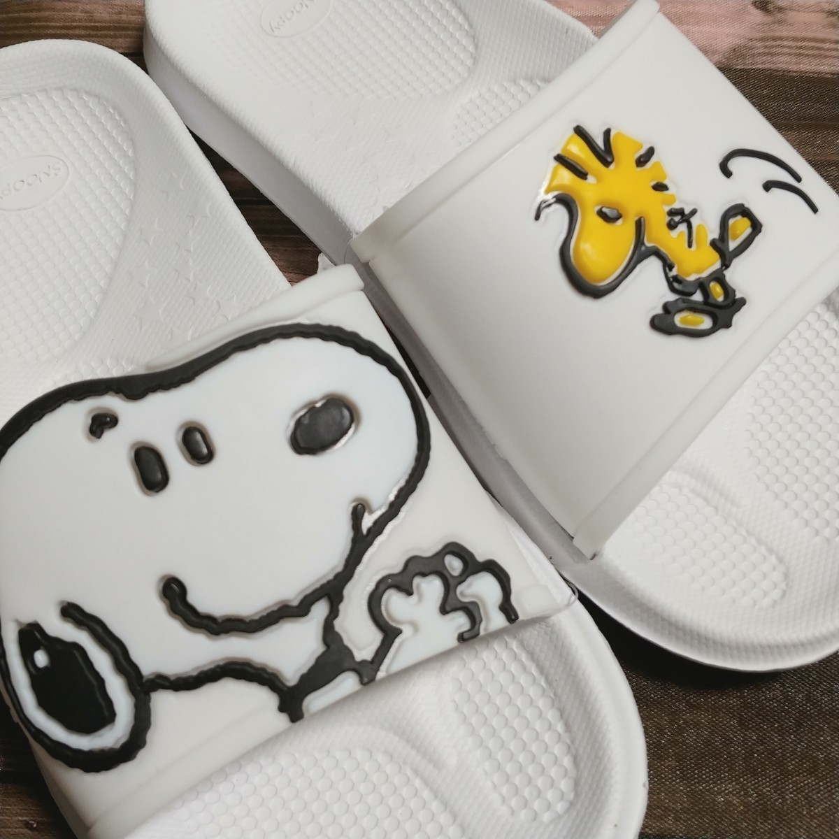 スヌーピー　ダイカットEVAサンダル　ダイカットサンダル　サンダル　PEANUTS ピーナッツサンダル B