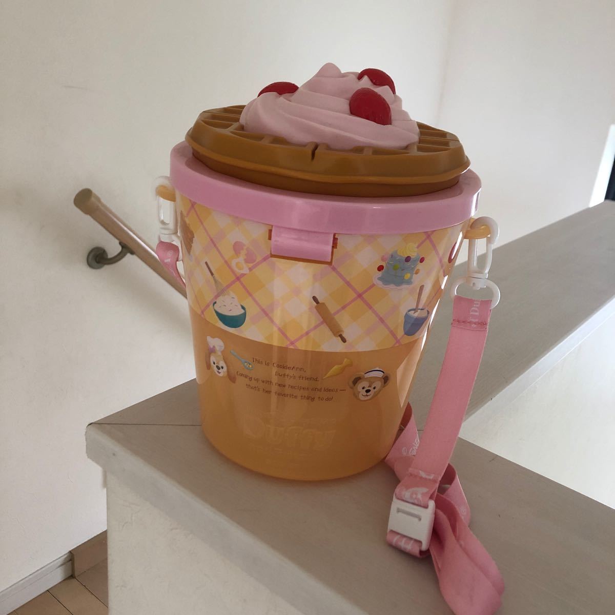 Paypayフリマ ディズニークッキーちゃんポップコーンバケットとクッキーちゃんぬいぐるみキーホルダー Paypayフリマ ディズニークッキーちゃんポップコーンバケットとクッキーちゃんぬいぐるみキーホルダー