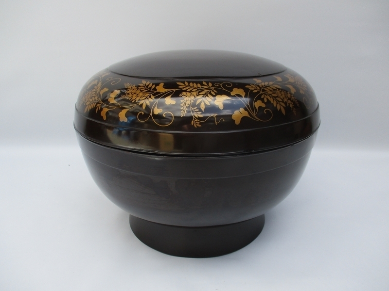 時代□蔵出し 行器(ほかい) シントコ お櫃 蔓草 蒔絵□ 天然木 漆 時代□蔵出し 行器(ほかい) シントコ お櫃 蔓草 蒔絵□ 天然木 漆