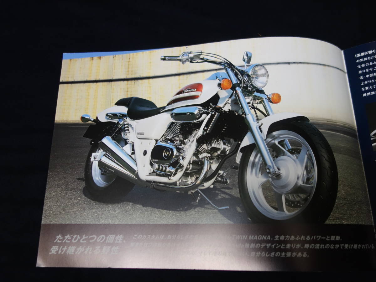 [Y600 prompt decision ] Honda V- twin Magna V-TWIN MAGNA MC29 type catalog 2003 year [ at that time thing ]