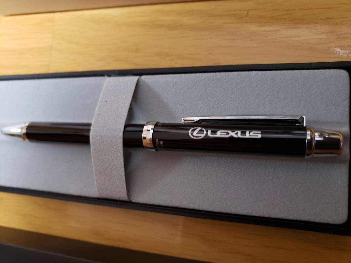 新品 レクサス ボールペン プラチナ万年筆 ボールペン2色 シャープペンシル LEXUS 非売品