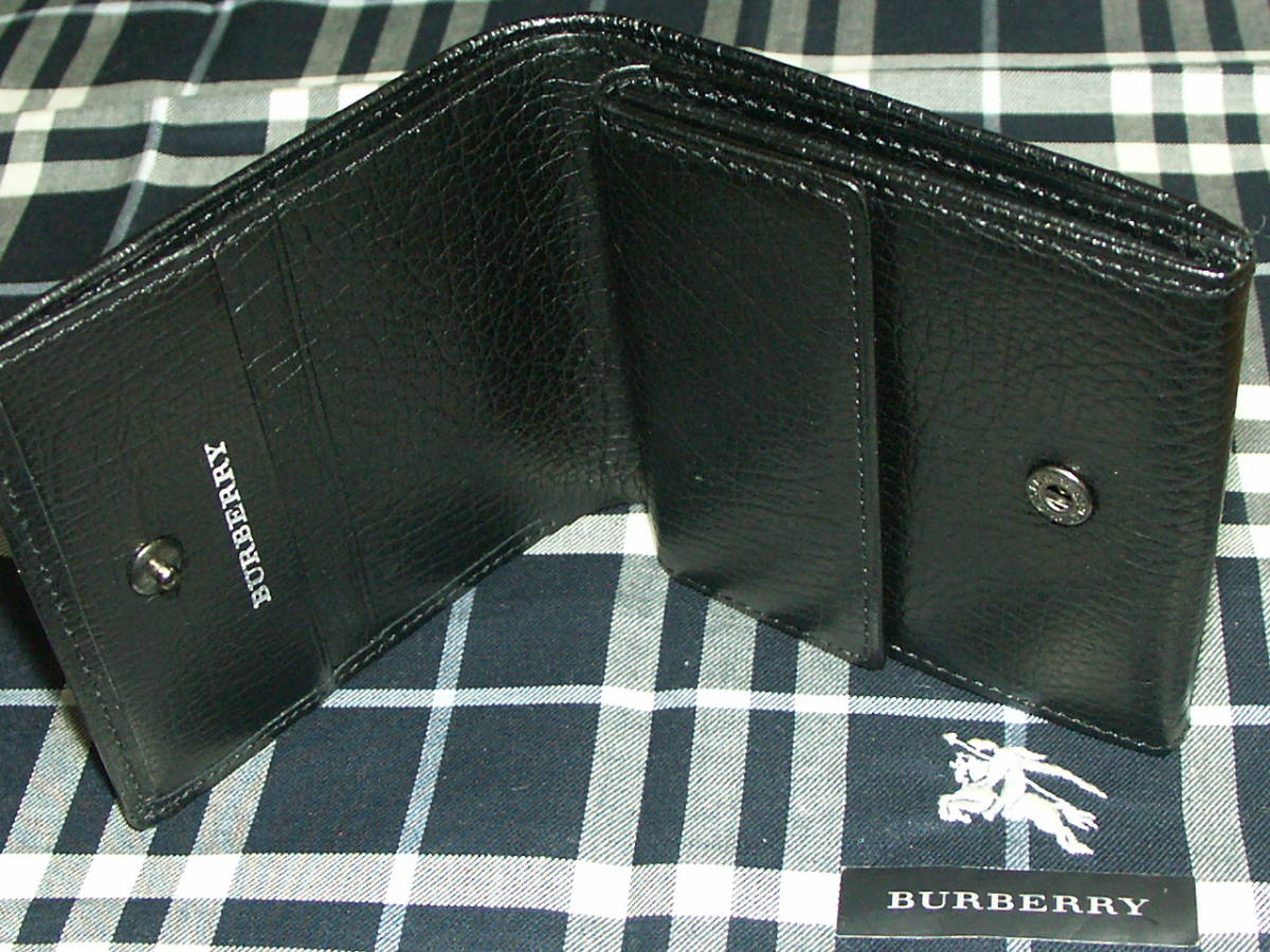 5604-09☆新品本物　BURBERRY　バーバリー　コンパクトサイズ　財布_画像5