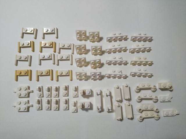 A374　白色　ホワイト　特殊パーツ種類色々　大量　約54個　レゴパーツ　LEGO_画像1