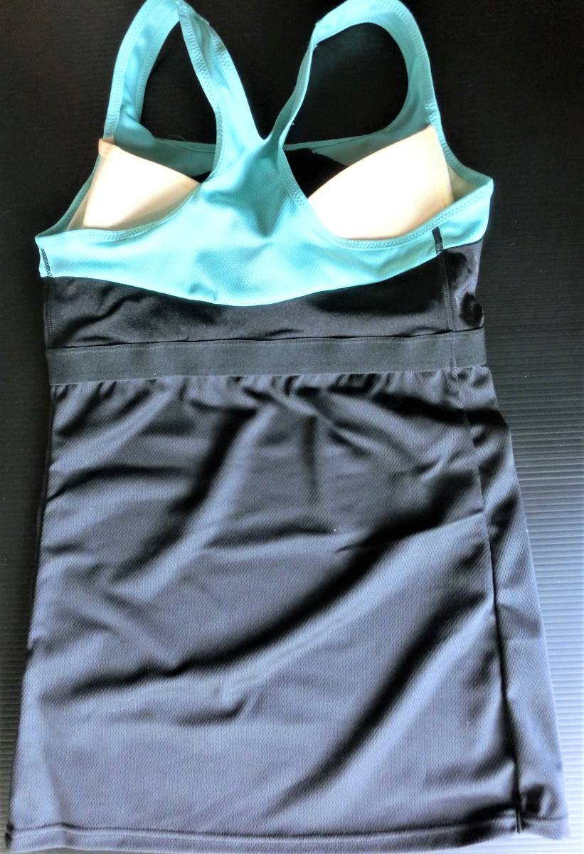 ★【M】胸の揺れを軽減するモールドカップ付Yバックタンクトップ 《13》_画像4