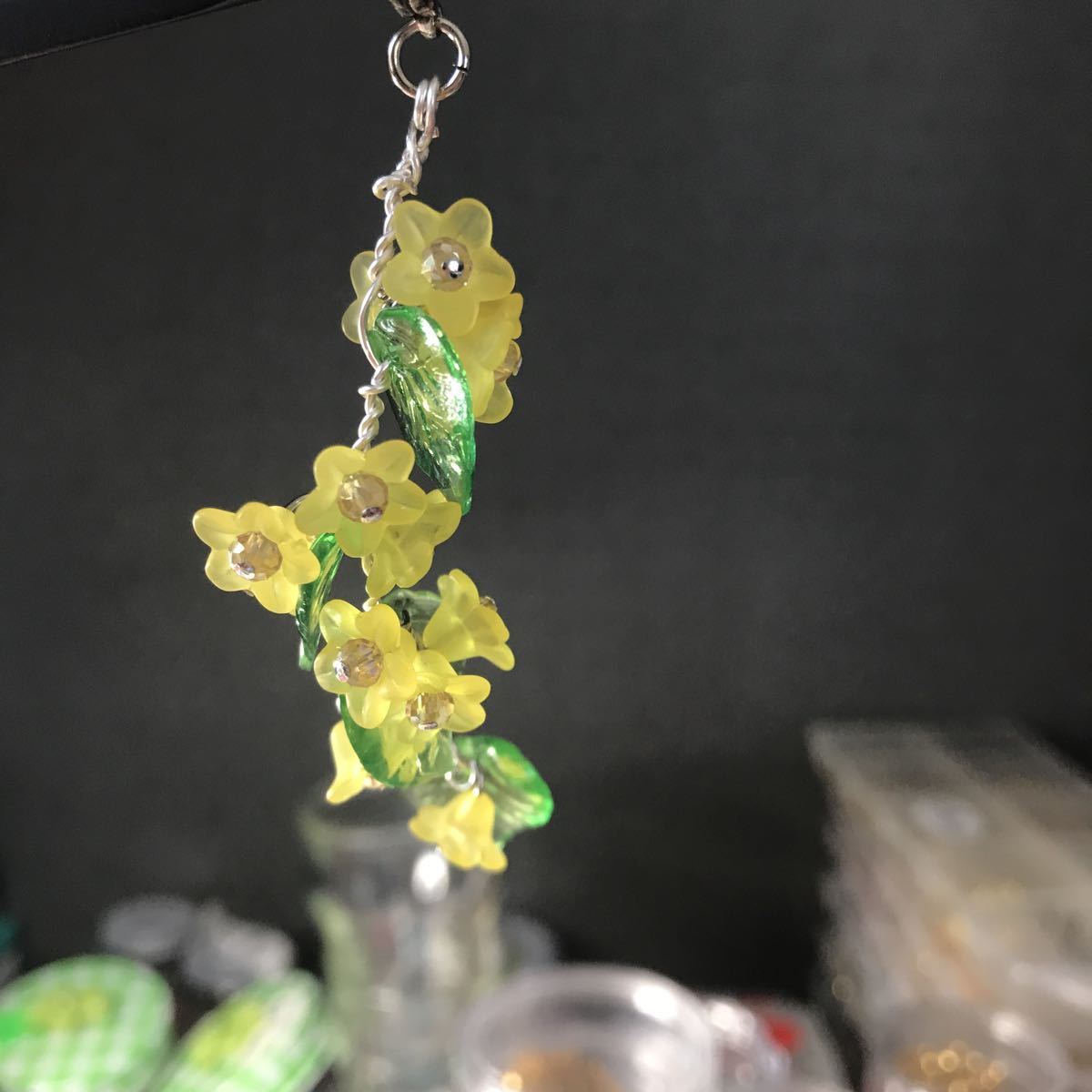 .. flower seems . strap # yellow color # small flower 