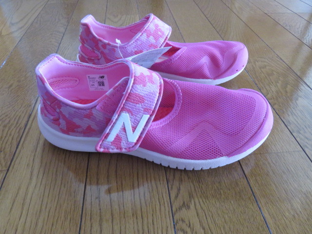 [Новый] New Balance New Balance Sandals / Sneakers 23.0 Pink