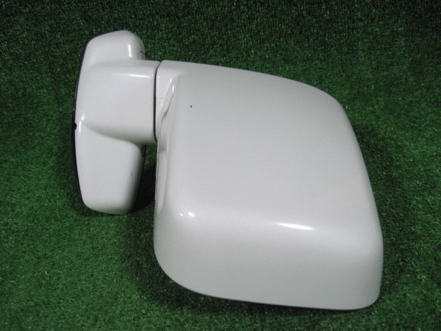  Mitsubishi Chariot Grandis N94W door mirror left used color :W75 7 pin electric storage heater 210560