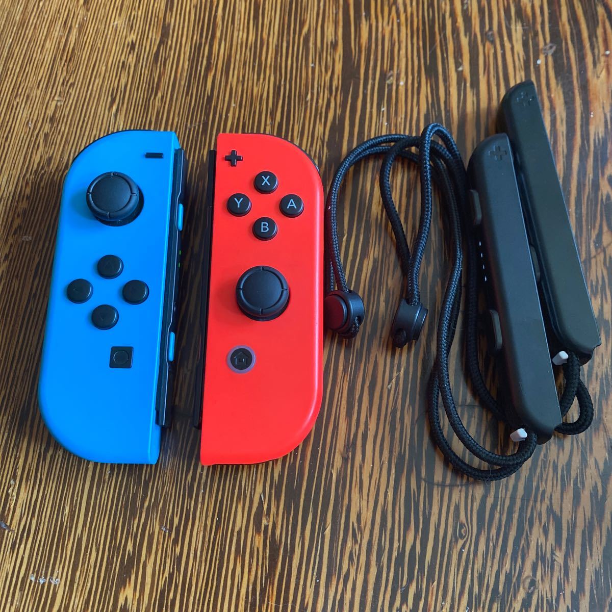 中古美品　スイッチ　ジョイコン　ストラップ　switch joy-con 