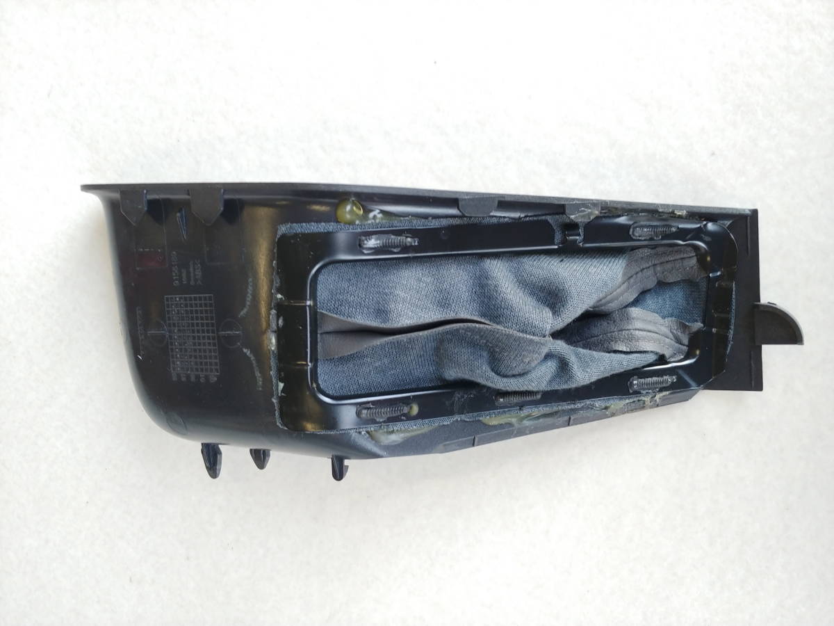  Volvo V70Ⅰ 8B5244W side brake grip boots center console part product number 9158189