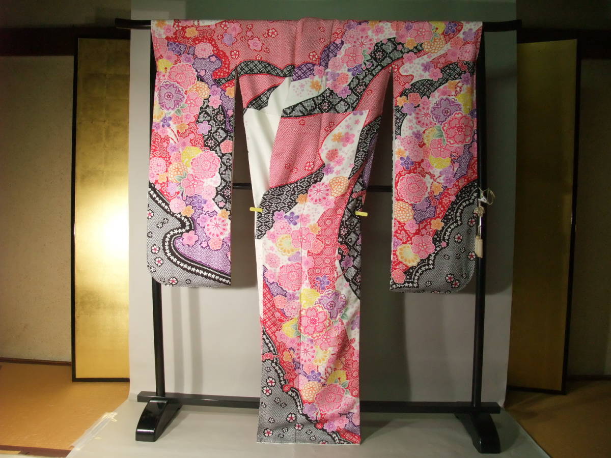 振袖 正絹 lf205 総絞り風 お仕立て上がり 古典総柄文様 新品 送料込み