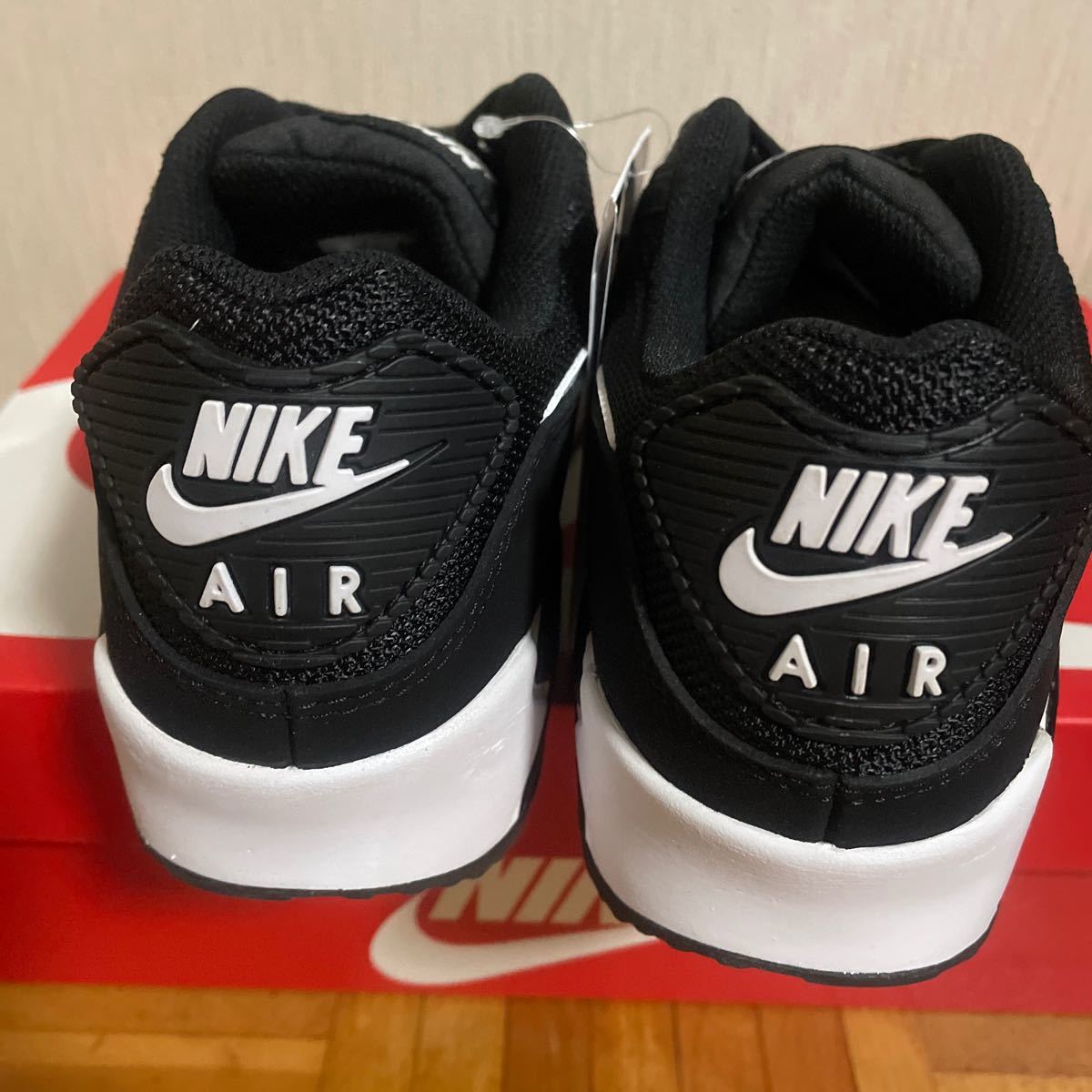 Paypayフリマ Nike ナイキエアマックス 90 エアマックス90 Airmax90ブラック 黒スニーカー 24センチ レディース Paypayフリマ Nike ナイキエアマックス 90 エアマックス90 Airmax90ブラック 黒スニーカー 24センチ レディース