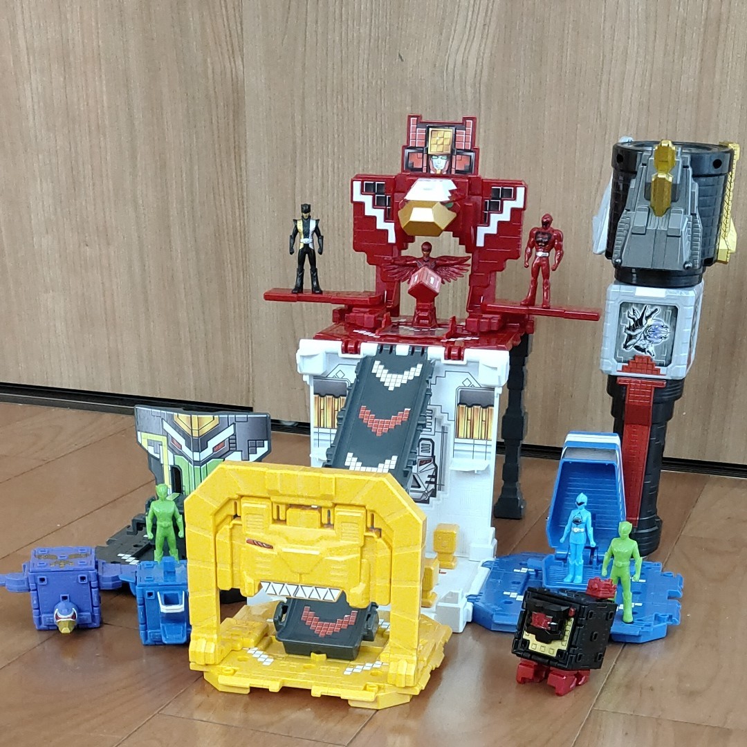 Paypayフリマ ジュウオウジャー ジューランドベース ジュウオウザライト Paypayフリマ ジュウオウジャー ジューランドベース ジュウオウザライト