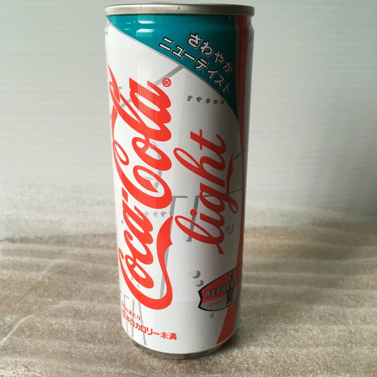Yahoo!オークション - 【レア品】コカコーラ ライト 空き缶 250ml お