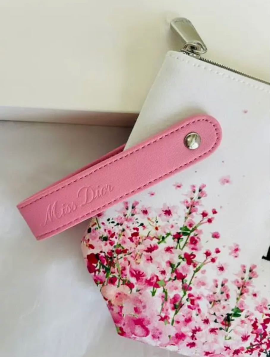 ディオール 花 ノベルティポーチ ミスディオール 桜柄限定品 ディオール 花 ノベルティポーチ ミスディオール 桜柄限定品