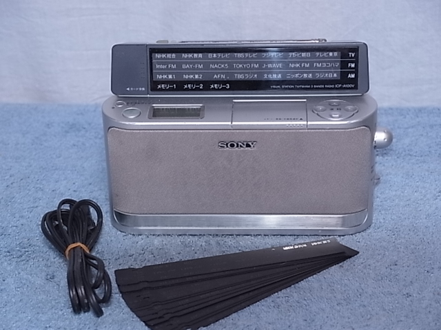 最新作の SONY 21032430 PLLシンセサイザーポータブルラジオ（シルバー