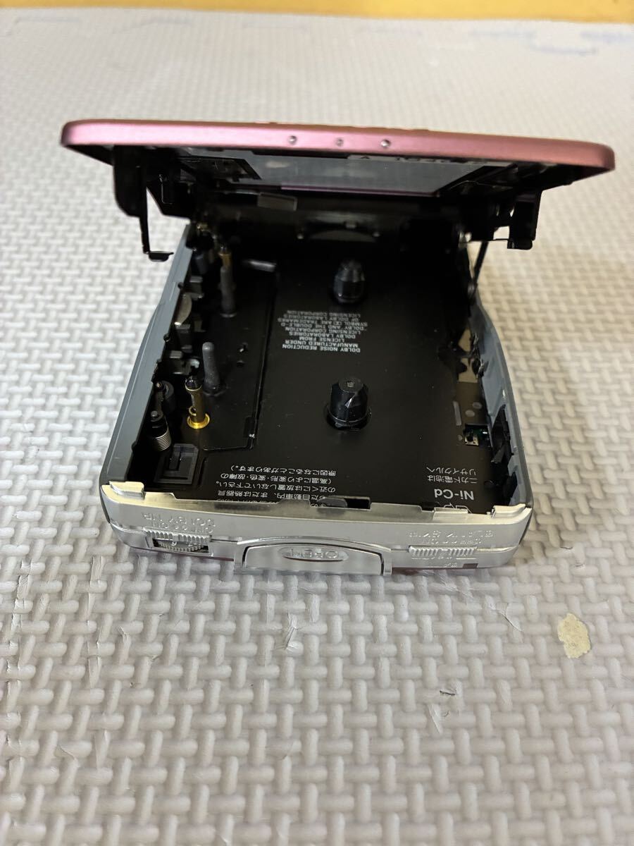 動作未確認ジャンク品 SONY ソニー WM-EX5 WALKMAN カセットプレーヤー_画像3