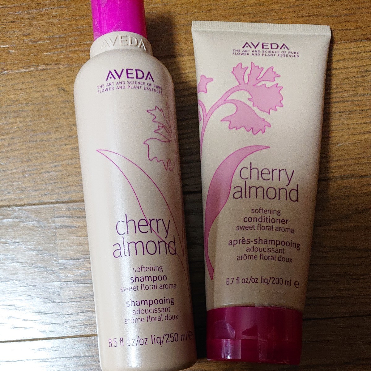 AVEDA チェリーアーモンド ソフトニング シャンプー コンディショナー  アヴェダ