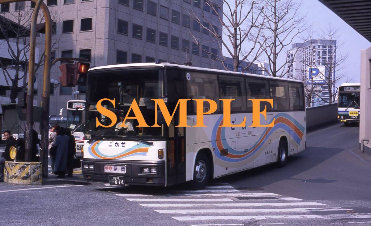 F-16[ bus photograph ]L version 1 sheets Miyazaki traffic west . Neo Royal SD... number 