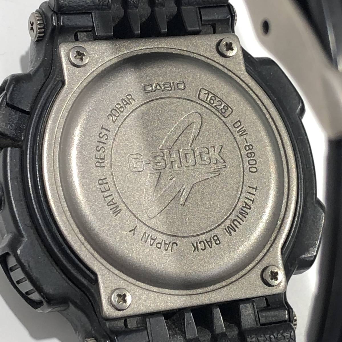 動作確認済み CASIO G-SHOCK dw-8600 カシオ ジーショック 腕時計 本体のみ 塗装有 ブラック おしゃれ ファッション_画像6