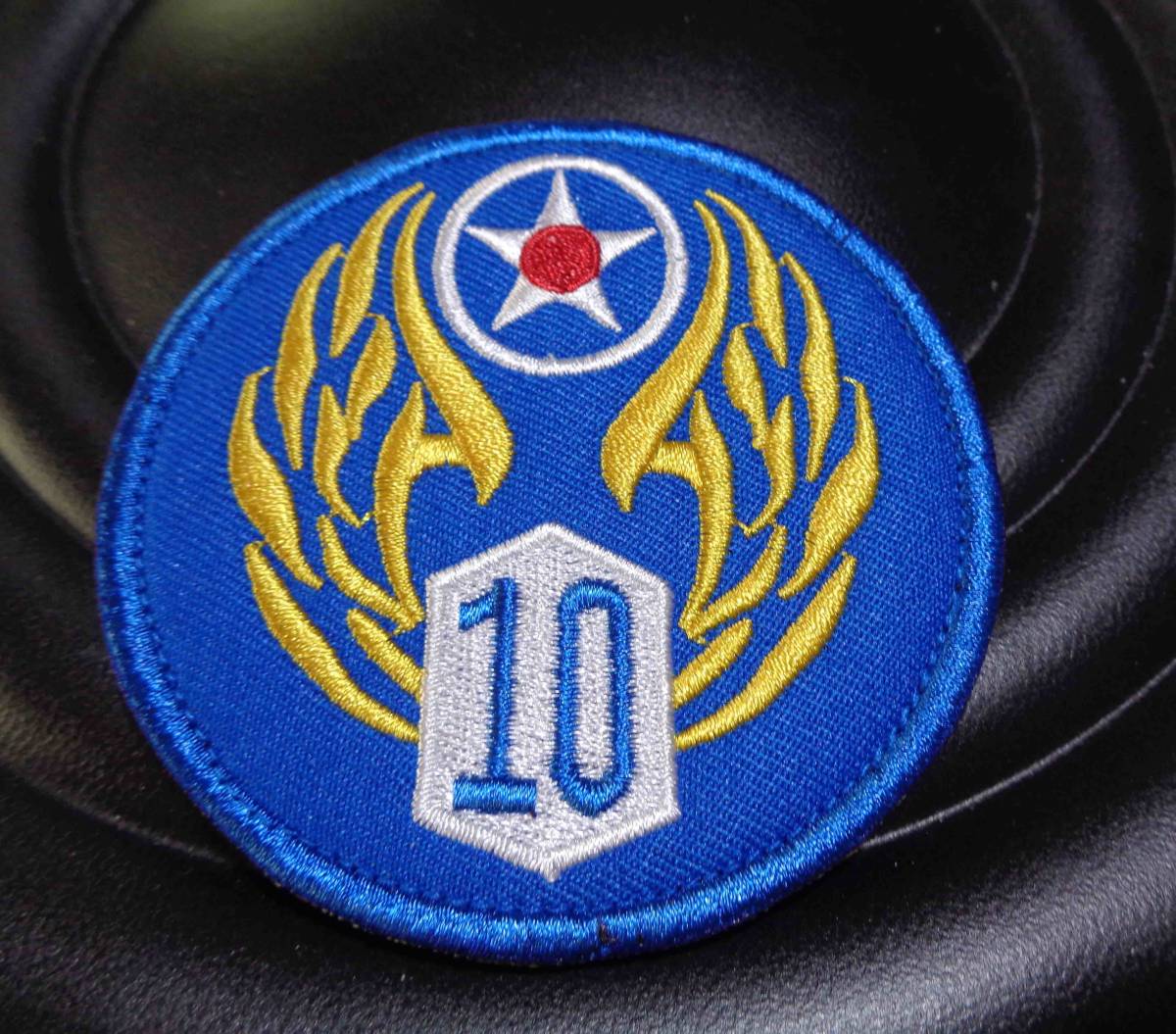 VC10青黄（円型）◆新品アメリカ１０TH USAF AIR FORCE 刺繍ワッペン（パッチ）◆サバゲー・ミリタリー◎WW2『ベルクロ　マジックテープ』_画像1