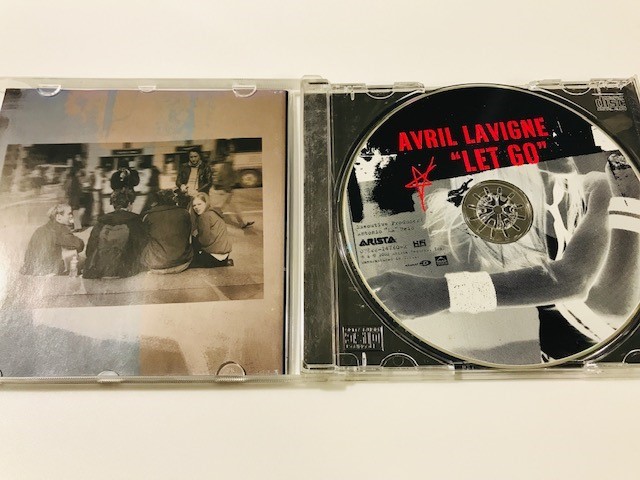 【CD】Avril Lavigne - Let Go / アブリル・ラヴィーン - レット・ゴー 輸入盤 07822-14740-2