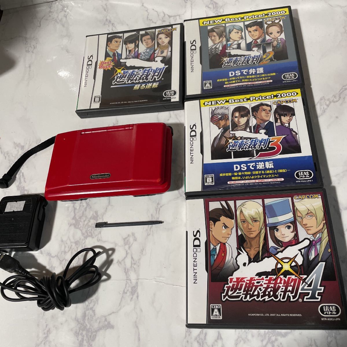 任天堂DS本体、付属品、ソフト4本セット