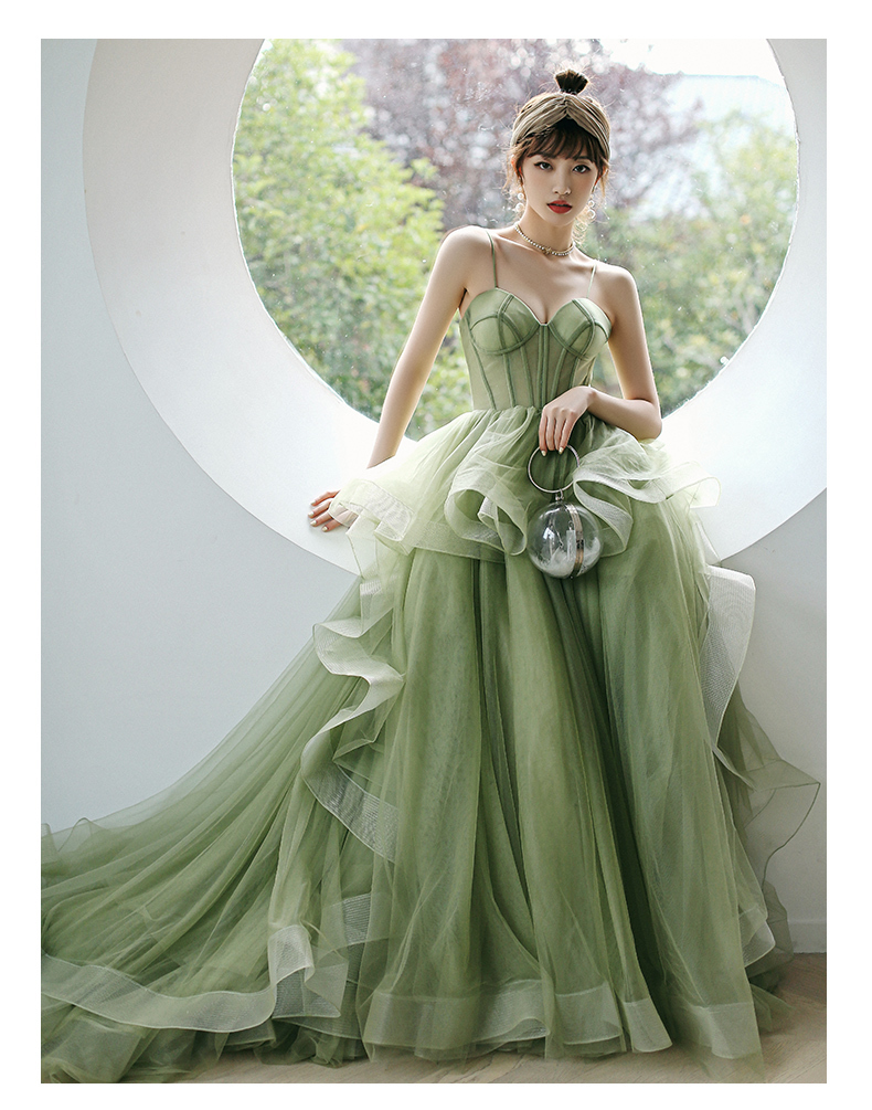 Yahoo!オークション - ウエディングドレス カラードレス 3色あり 結婚 